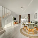 Semesterbostad Chill Out House